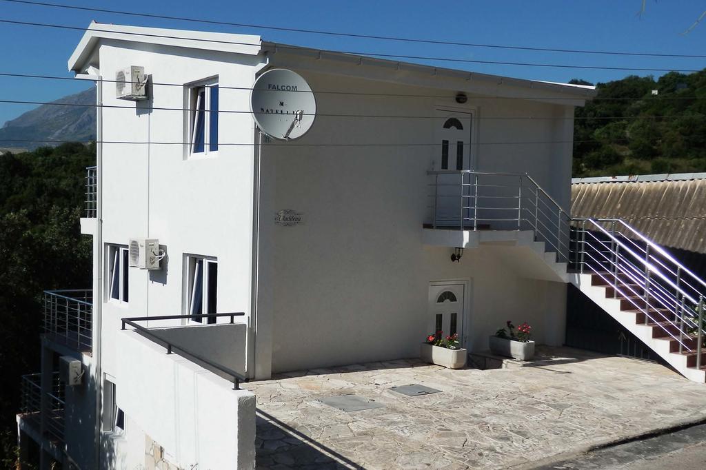 אוטייהא Apartments Vladilena מראה חיצוני תמונה