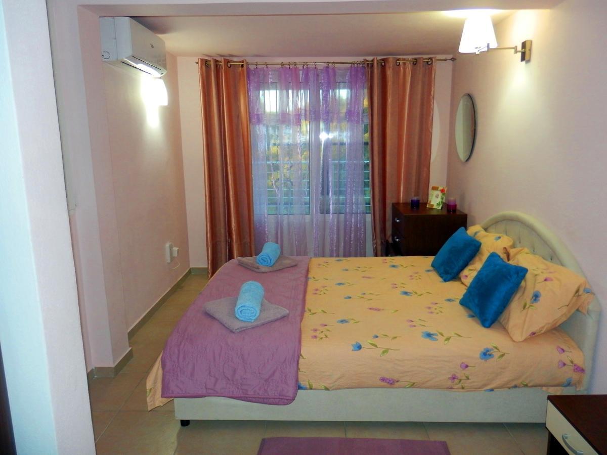 אוטייהא Apartments Vladilena מראה חיצוני תמונה