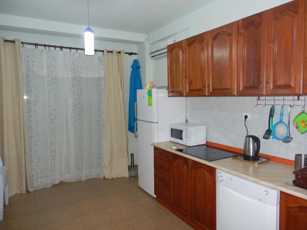 אוטייהא Apartments Vladilena מראה חיצוני תמונה